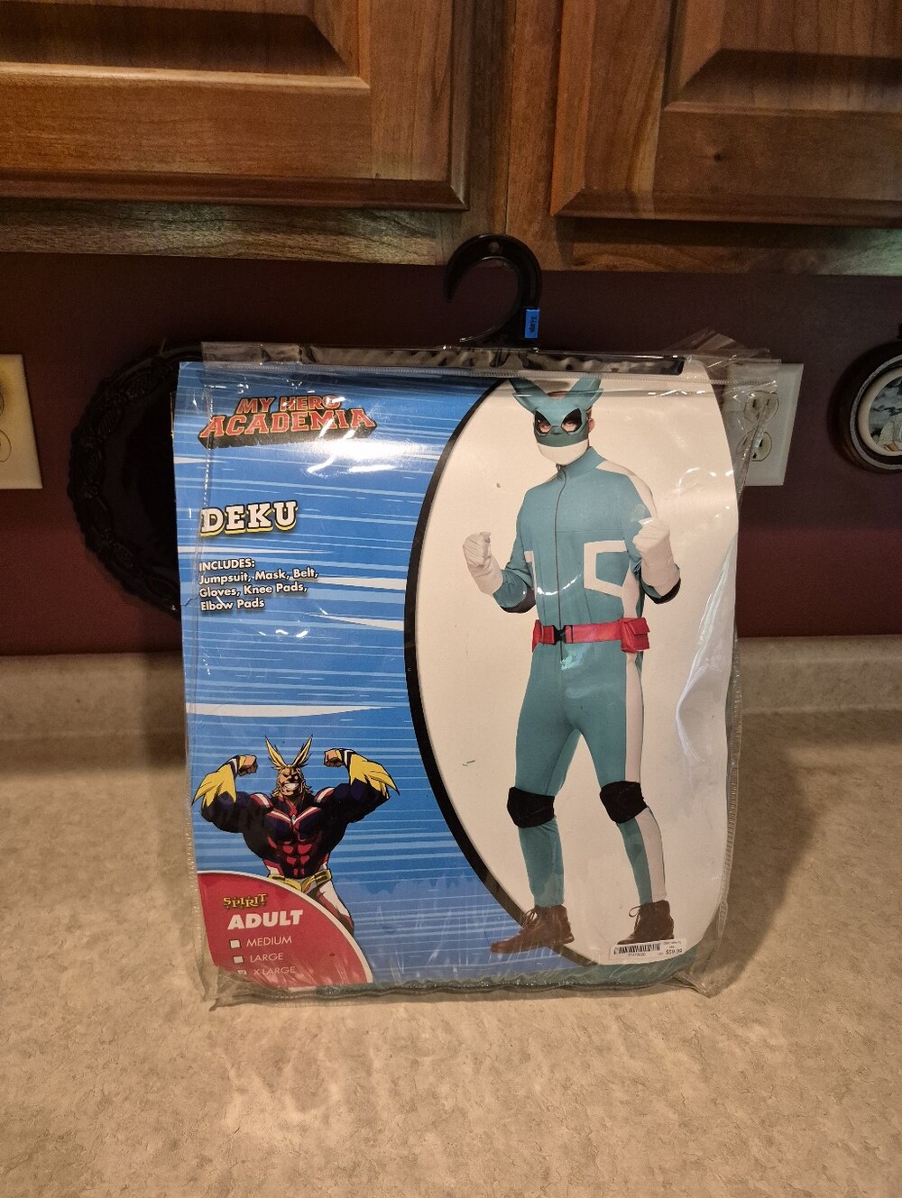 New Deku Costume From Spirit Halloween, Mens Size XL